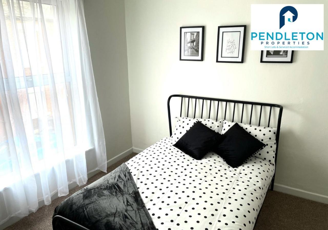 Modern 3 Bed House With Free Parking And Wi-Fi Villa Preston  Exterior foto